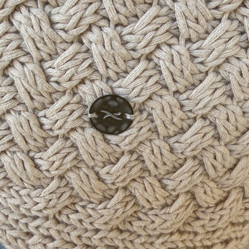 Brax | Taylor Heavy Knit Sleeveless Sweater w Tassel Detail - Picture 4 of 10